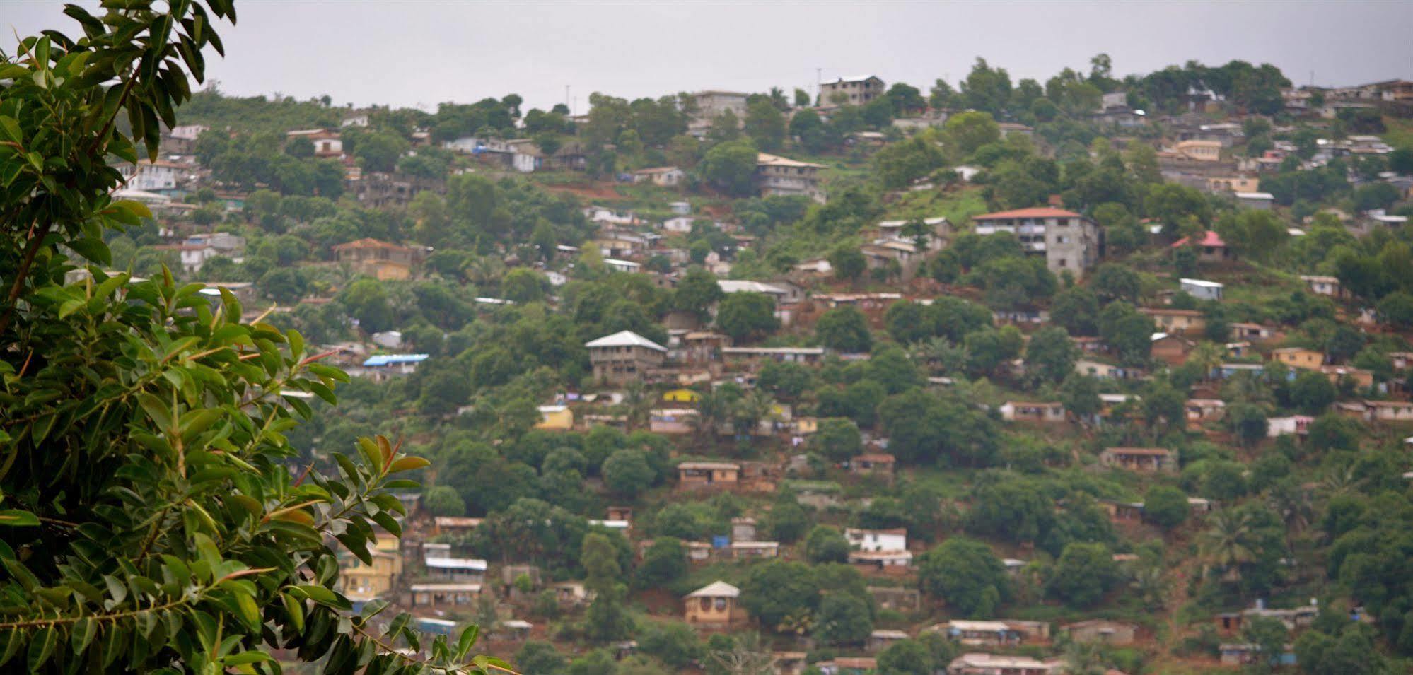 New Brookfields Hotel Freetown Exterior photo