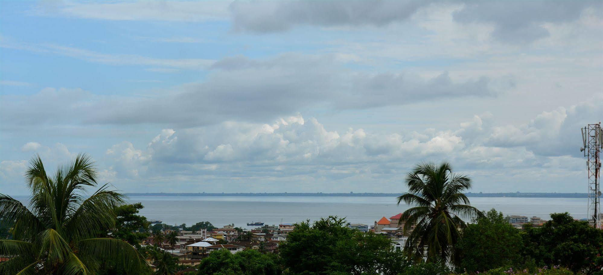 New Brookfields Hotel Freetown Exterior photo